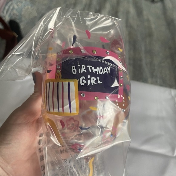 LOLITA HANDPAINTED "BIRTHDAY GIRL" STEMMED WINE GLASS 15OZ - I LOVE MY WINE - Picture 8 of 10